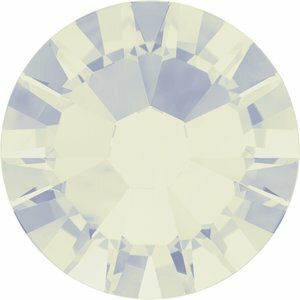 SS20 White Opal Swarovski hotfix steentjes OP=OP