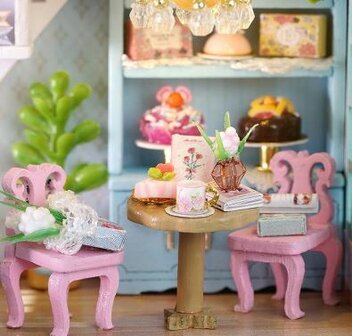 Mini Dollhouse - Villa - Manxing Dessert Shop tafel met stoelen