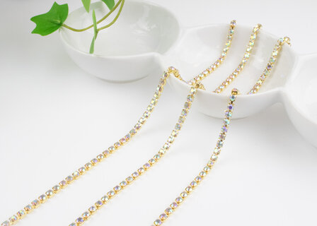 Strassketting 4 mm (SS16) Crystal AB - Gold Cup (per meter)