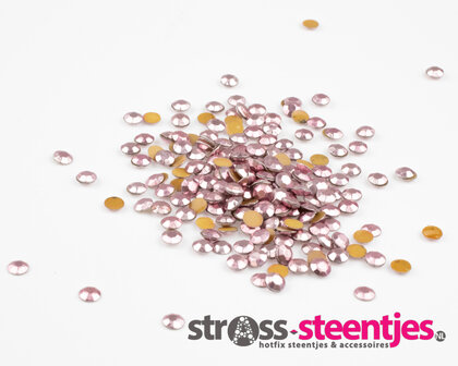 Hotfix Rhinestuds SS 6 Kleur Licht Roze (ca. 5400 stuks) met logo