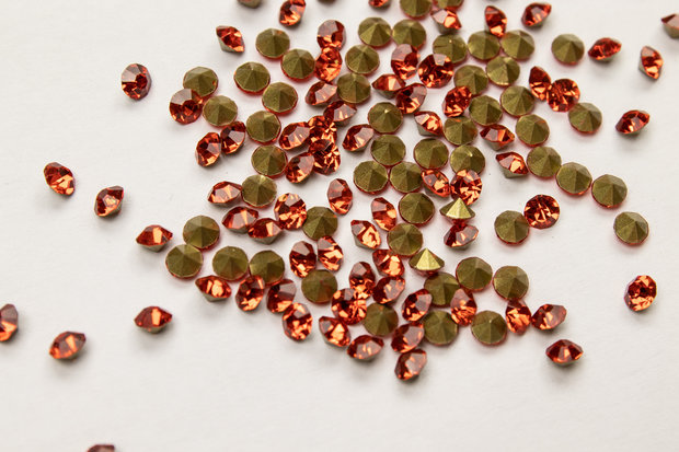 Orange SS10 Pointed Back Rhinestones 