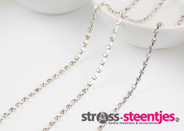 Strassketting 3 mm (SS12) Crystal AB - Silver Cup (per meter) ingezoomd met logo