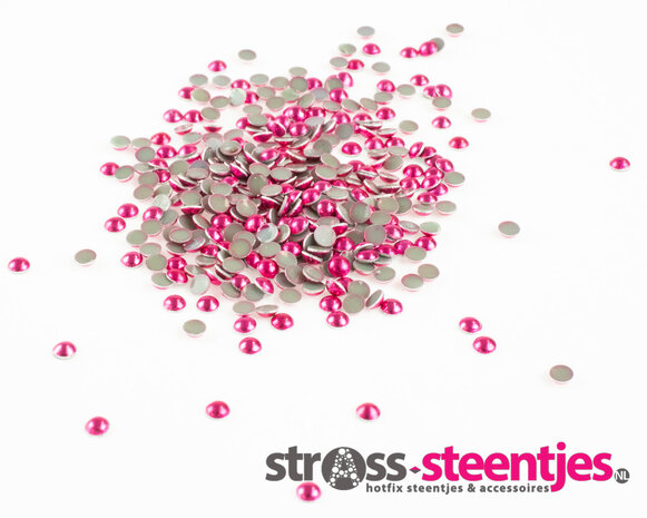 Hotfix Dome Studs SS 10 Kleur Fuchsia (ca. 1350 stuks) met logo