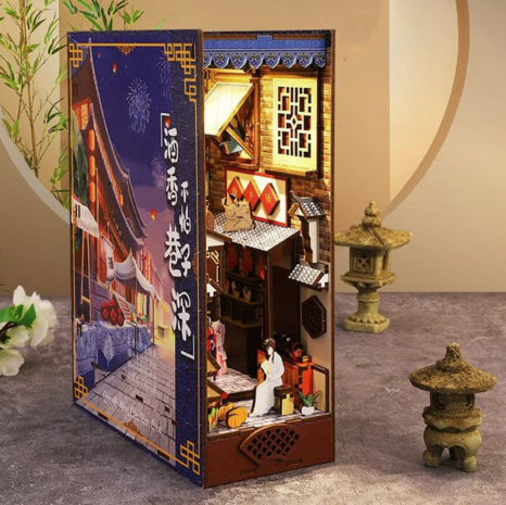 Book Nook - mini 3D wereld - Wine Alley sfeerfoto