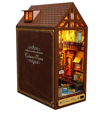 Book Nook - mini 3D wereld - Colmar Town zijaanzicht