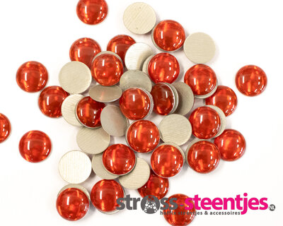 Hotfix Epoxy 8 mm Rood met holografische glans (ca. 45 stuks)